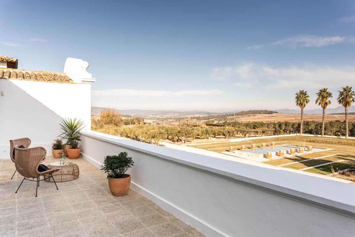 Hotel Font De La Canya Avinyonet del Penedes Exterior foto